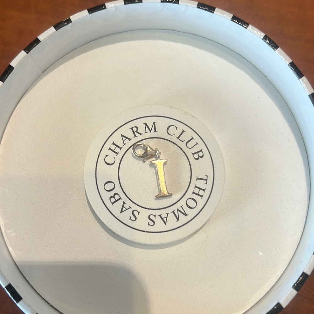 Thomas Sabo “I” initial charm